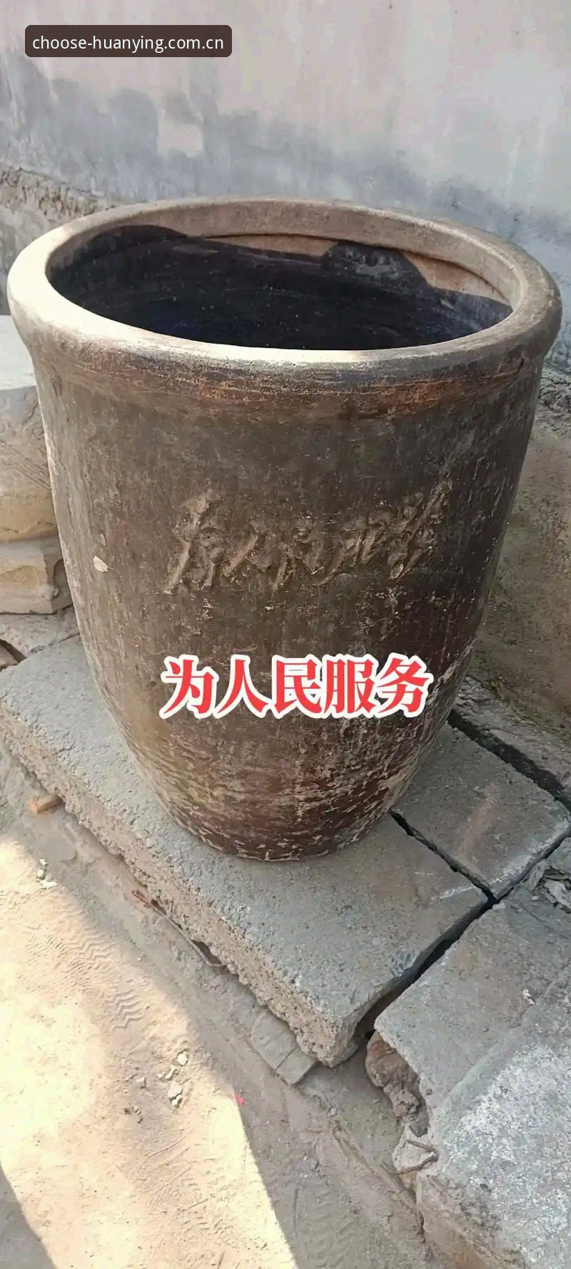3个被偷走的物件，一笔没送出去的善款，和一场戛然而止的冠军之路——凯伦·威尔逊的2025年夏天，以这样一种荒诞的方式开场。据斯诺克官方消息，这位前世界冠军在莱斯特冠军联赛期间遭遇入室盗窃，首战3-0横扫对手后，随即宣布退赛。窃贼带走的不只是三块手表、珠宝和2000英镑现金，还有原本要捐给BeMoreFab儿童癌症慈善机构的善款。威尔逊说，这笔钱他准备了很久，想着这次赛事结束后就捐出去。现在，钱没了，比赛也断了。
